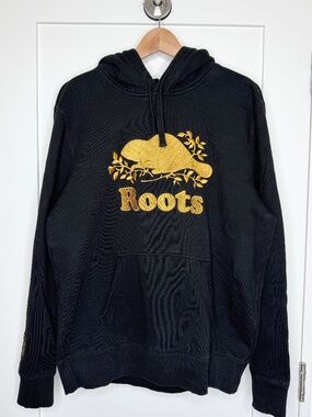 Roots Canada 50th Anniversary Gold Embroidered Beaver Kanga Hoodie Black